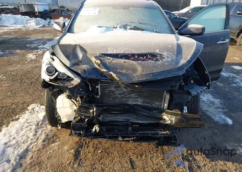 2018 Hyundai Santa Fe Sport 2.4L from USA, damaged, VIN 5NMZTDLB6JH101192